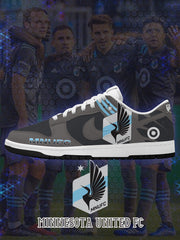 Minnesota V.1 Custom Court-Low Sneakers